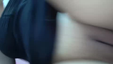Snapshot of white_sexy_ chatting on January 24, 11:34 pm white_sexy_ online show from January 24, 11:34 pm