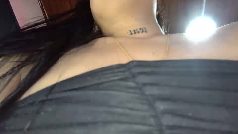 Snapshot of white_sexy_ chatting on January 25, 12:47 pm white_sexy_ online show from January 25, 12:47 pm