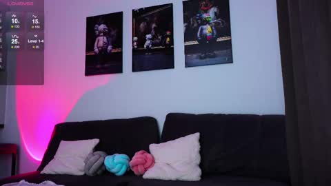 Snapshot of whitebanny chatting on March 11, 4:29 pm Kate online show from March 11, 4:29 pm