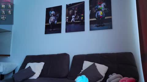 Snapshot of whitebanny chatting on October 8, 8:01 am Kate online show from October 8, 8:01 am