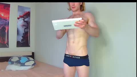 whitebars22 online show from July 17, 5:36 am