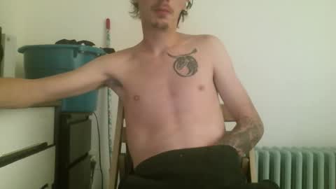 whiteboyslim21 online show from December 1, 7:57 am