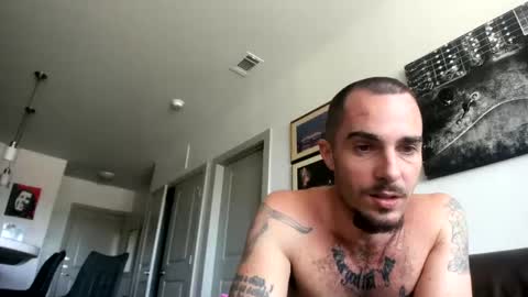 Snapshot of whitechocalate91 chatting on October 21, 7:03 pm just str8 stud nut 1000 online show from October 21, 7:03 pm