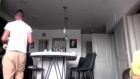 Snapshot of whitechocalate91 chatting on December 3, 5:55 pm just str8 stud nut 1000 online show from December 3, 5:55 pm