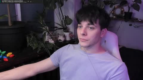 Gus online show from January 13, 7:53 pm