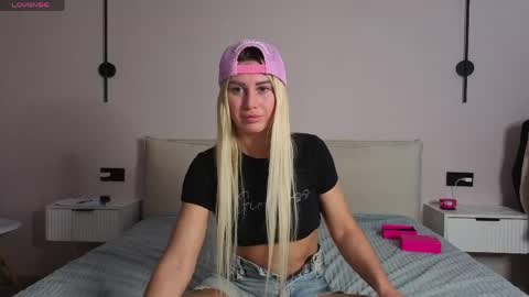 ASK ME  online show from May 20, 8:09 am