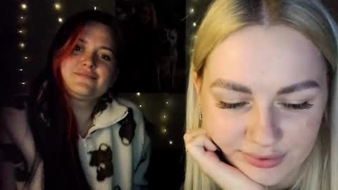 Snapshot of whitehex666 chatting on December 4, 3:32 pm whitehex666 online show from December 4, 3:32 pm