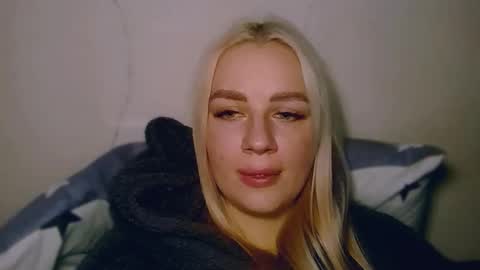 whitehex666 online show from February 20, 2:28 pm