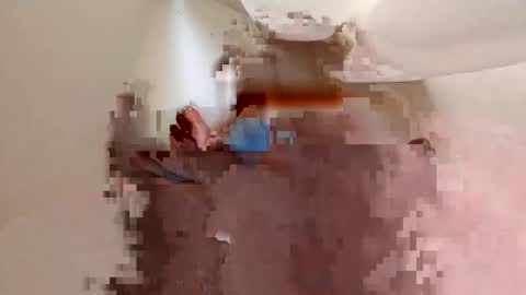 Snapshot of whitelava_4u chatting on May 3, 6:41 am whitelava_4u online show from May 3, 6:41 am