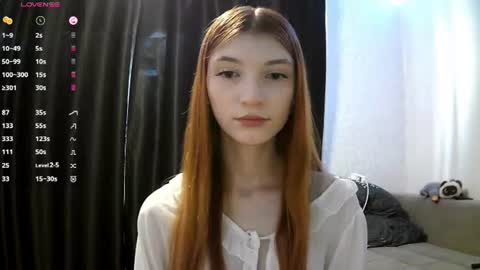Snapshot of whitneyblaze chatting on June 21, 9:45 am Alaska 3 online show from June 21, 9:45 am