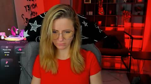 whitneypunnch online show from February 3, 3:39 pm