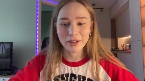 Alisa online show from December 10, 9:44 am