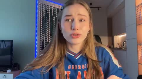 Alisa online show from January 4, 6:41 am