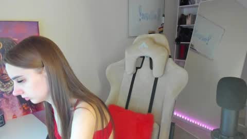 Snapshot of whole_eternity chatting on December 4, 12:58 pm Abby online show from December 4, 12:58 pm