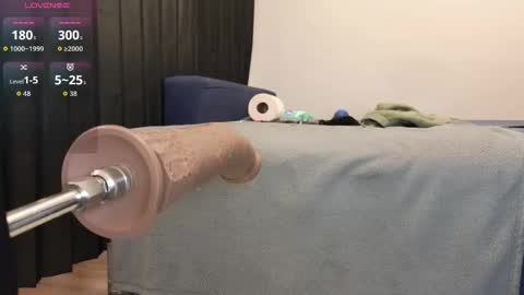 Snapshot of whore_daisy chatting on February 12, 5:08 pm Daisy online show from February 12, 5:08 pm