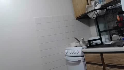 Snapshot of whosten0 chatting on February 11, 2:16 am whosten0 online show from February 11, 2:16 am