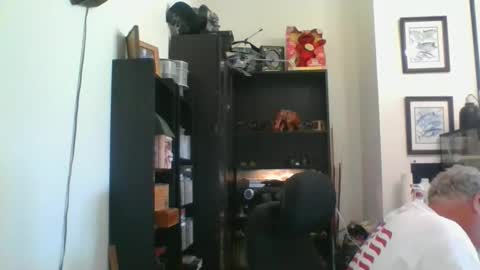 whs4fem online show from April 10, 11:31 pm