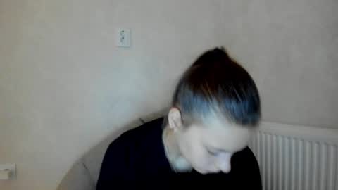 Veronica online show from December 8, 8:15 pm