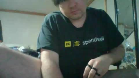 Snapshot of whywhy482253 chatting on April 16, 8:15 am whywhy482253 online show from April 16, 8:15 am
