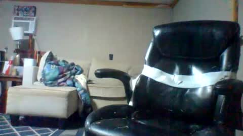Snapshot of whywhy482253 chatting on August 5, 4:04 am whywhy482253 online show from August 5, 4:04 am