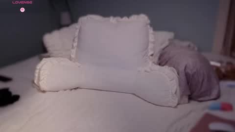 WickedWifeXO online show from March 23, 2:59 am