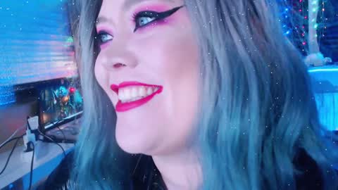 Laura  online show from January 13, 4:18 am