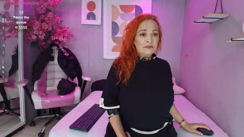 Snapshot of wife_mature chatting on April 21, 12:00 pm sussy online show from April 21, 12:00 pm