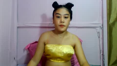 wild_doll69 online show from April 15, 2:51 am