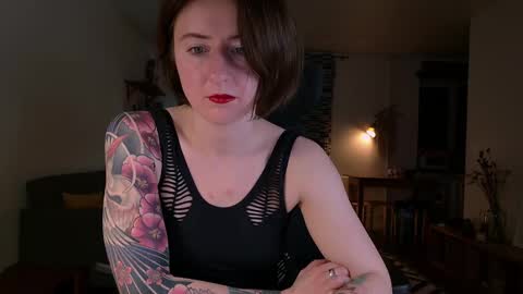 Snapshot of wild_peony chatting on December 13, 8:37 pm wild_peony online show from December 13, 8:37 pm