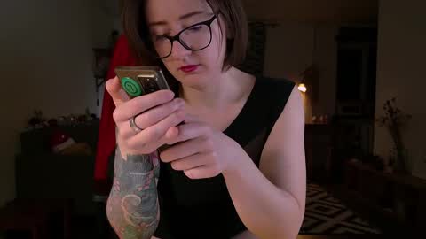 Snapshot of wild_peony chatting on December 24, 11:22 pm wild_peony online show from December 24, 11:22 pm