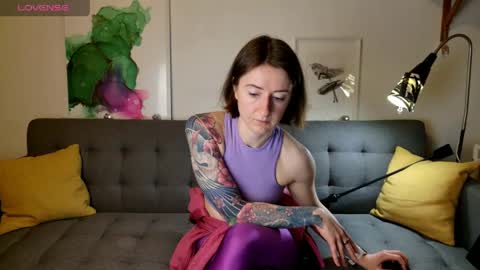 wild_peony online show from April 12, 5:07 pm