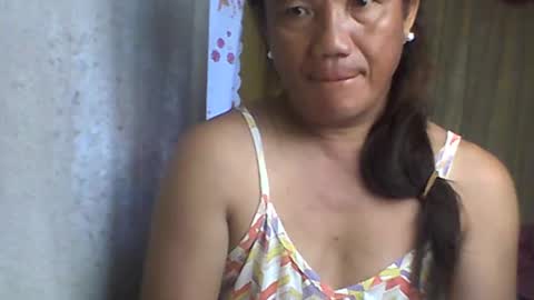 wild_sunflower11 online show from July 25, 10:18 pm