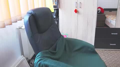 Bea online show from March 12, 8:20 am