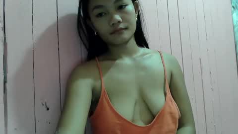 Snapshot of wildchilly_pearl19 chatting on January 8, 10:58 pm wildchilly_pearl19 online show from January 8, 10:58 pm