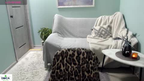 Helen online show from March 20, 6:29 am