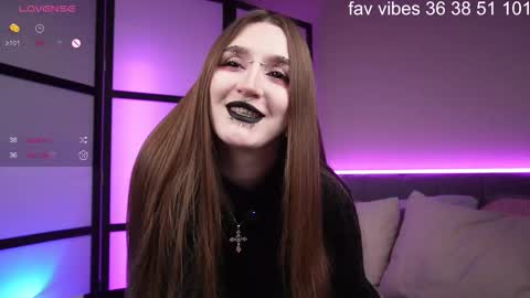 .. alice .. online show from March 25, 2:50 am