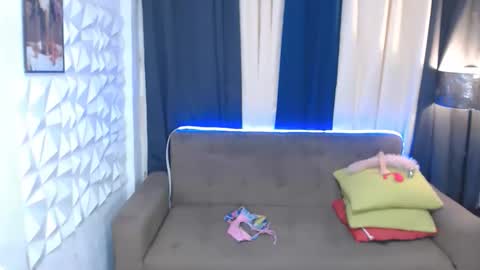 pauleen online show from October 9, 6:17 pm