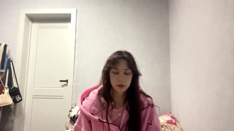 Snapshot of wildpeachh chatting on October 17, 6:21 pm wildpeachh online show from October 17, 6:21 pm