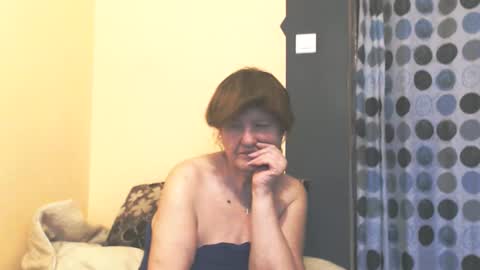 WildRedCat online show from February 6, 9:45 am