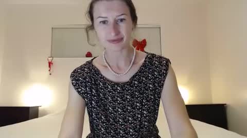 Snapshot of wildrose_l chatting on February 6, 3:06 am WildRose L - check my Pinned tweet if you dont see me online within 5 minutes after Ive sent email notifications online show from February 6, 3:06 am