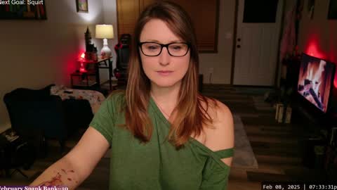 Ivy online show from February 9, 1:33 am