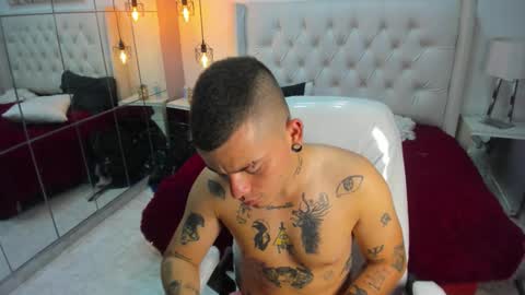 wild online show from February 27, 9:09 am