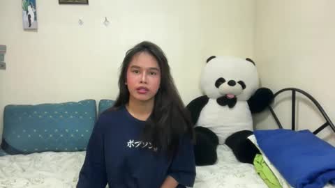 Snapshot of wildtightass chatting on November 17, 1:39 pm Rhean online show from November 17, 1:39 pm