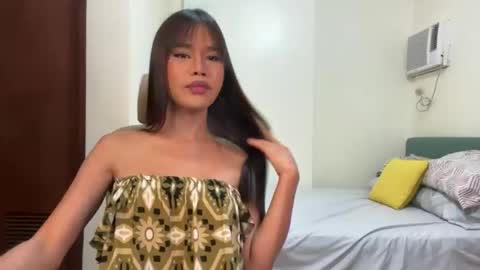 wildtightass22 online show from May 30, 7:27 am