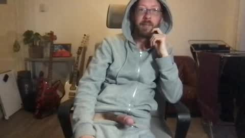 wildtux240722 online show from April 29, 3:54 am