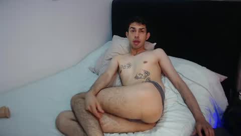 Snapshot of will_serfort0 chatting on July 19, 3:32 am Will Serfort online show from July 19, 3:32 am
