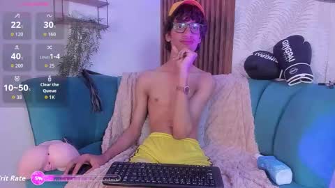 Snapshot of will_turneer chatting on February 7, 9:51 pm Will online show from February 7, 9:51 pm