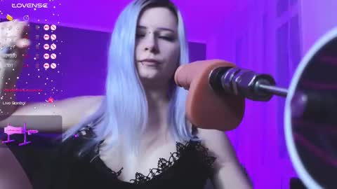 Snapshot of will_vand0m chatting on February 24, 6:58 pm Your virtual girlfriend online show from February 24, 6:58 pm