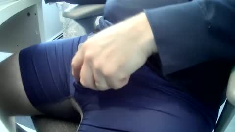 Snapshot of willecumtoday chatting on February 24, 1:21 pm Will online show from February 24, 1:21 pm