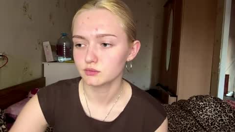 Sophia online show from April 8, 2:39 pm